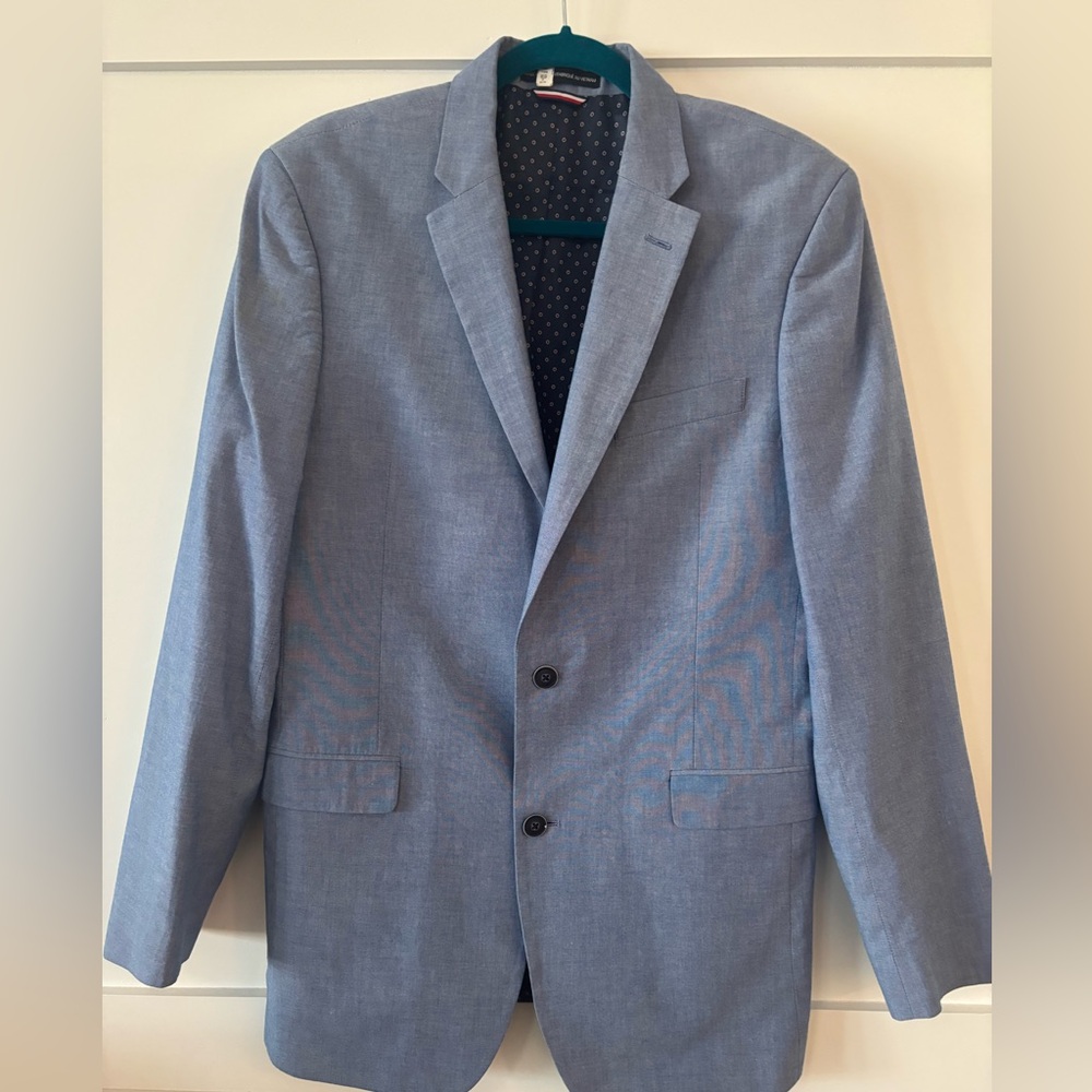 Tommy Hilfiger Sky Blue Blazer size 40L in excellent condition